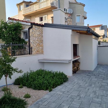 Villa Marena S Bazenom, Vodice Ngoại thất bức ảnh